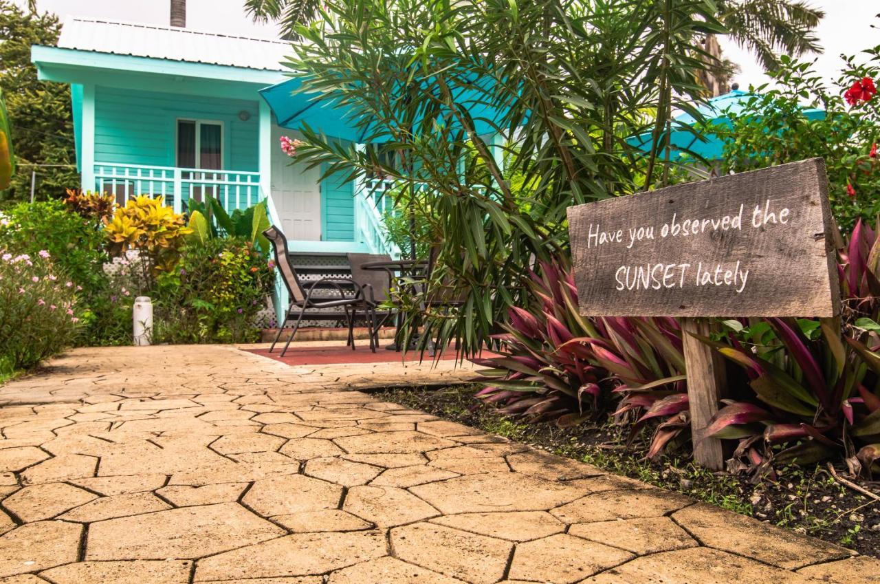 Harbour View Boutique Hotel & Yoga Retreat Belize City Exterior photo