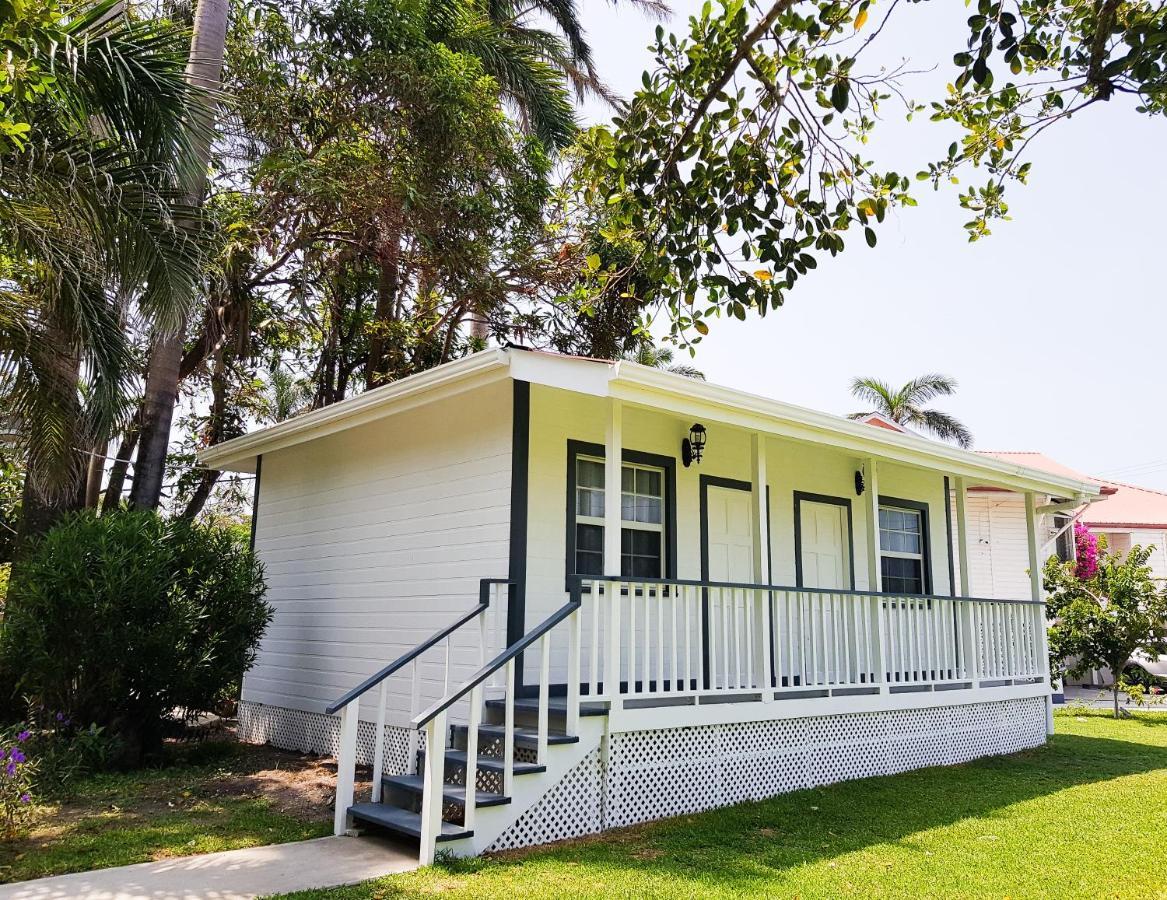 Harbour View Boutique Hotel & Yoga Retreat Belize City Exterior photo